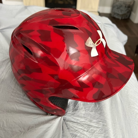 Under Armour Red and Black Camo Helmet - Picture 5 of 8